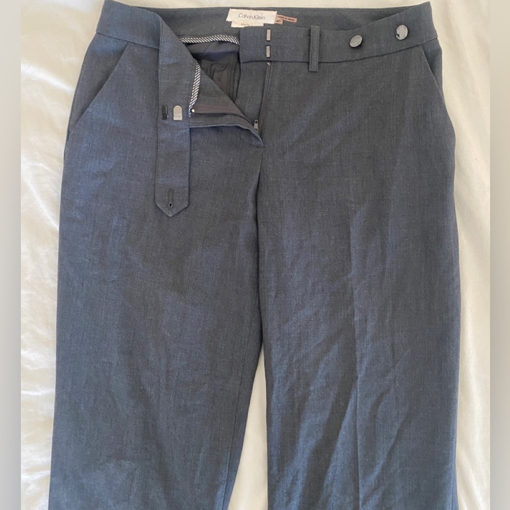 Calvin Klein grey slacks, size 4 petite. Classic fit. Great condition!
